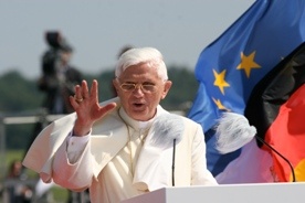 Benedykt XVI odwiedzi ojczyznę