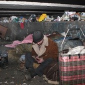 Łodzcy streetworkerzy pomogą bezdomnym