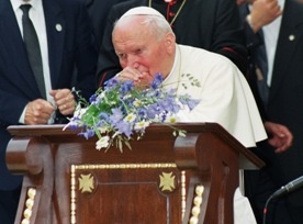 Książka o cudach za życia Jana Pawła II