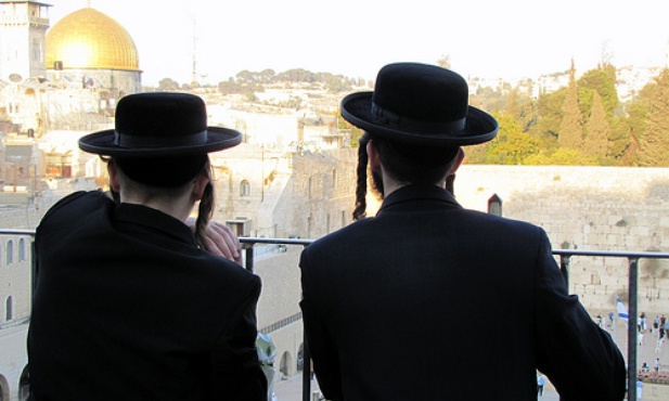 Przed chasydyzmem judaizm był smutny