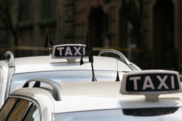 Poznań: Taxi-gangsterzy zatrzymani