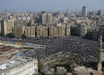 Setki tysięcy osób na placu Tahrir