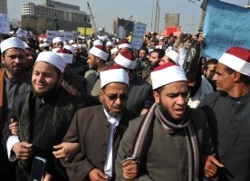 Koptyjski biskup: wspieramy Mubaraka