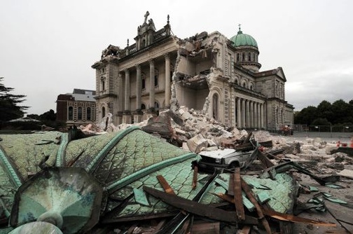 Papież modlił się za ofiary trzęsienia ziemi 