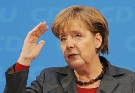 Merkel wzywa Kadafiego do ustąpienia