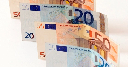 Szczyt o euro w cieniu portugalskiego kryzysu