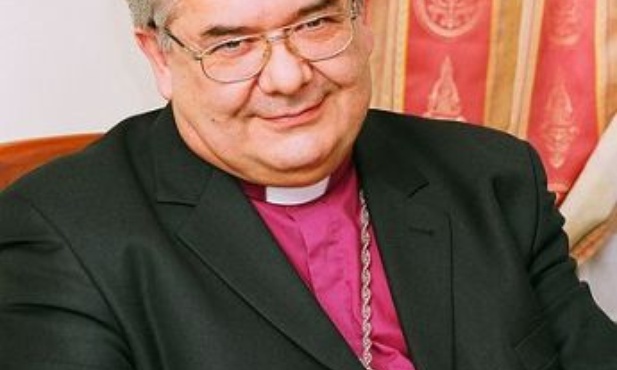 Łódź: Odsłonięto tablicę poświęconą bp. Cieślarowi