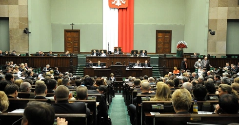 Dziś głosowanie nad referendum