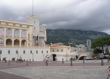 Monako: Narzeczona księcia katoliczką