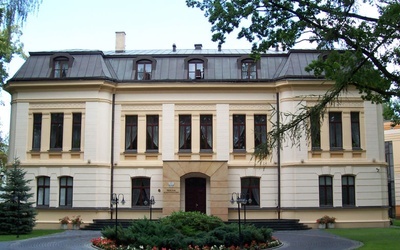Trybunał Konstytucyjny. Warszawa