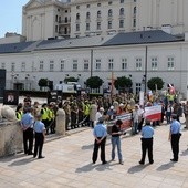 Jest koncepcja pomnika na Krak. Przedmieściu