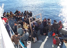 Lampedusa: Przybyło 600 imigrantów