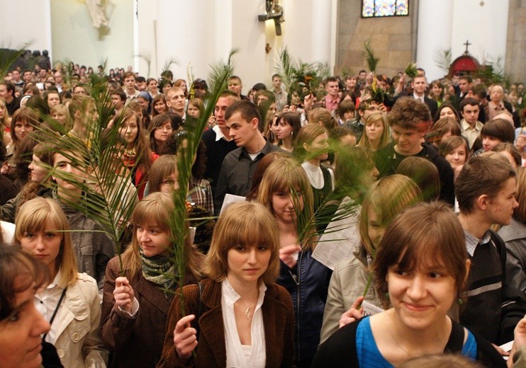 Światowy Dzień Młodzieży w diecezjach