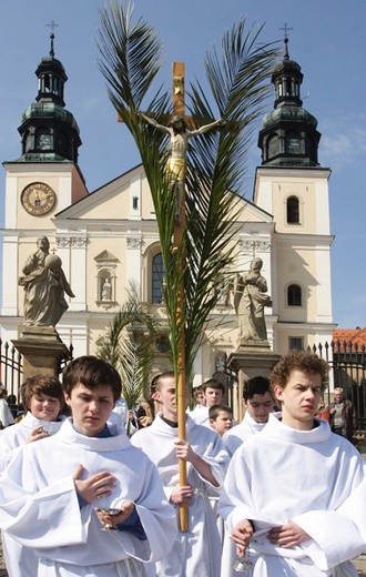 Obchody Światowego Dnia Młodzieży w diecezjach