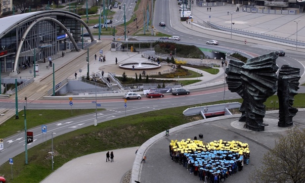 RAŚ odpowiada sercem. Śląskim