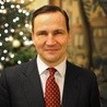 Sikorski: sprawa tablicy to prowokacja