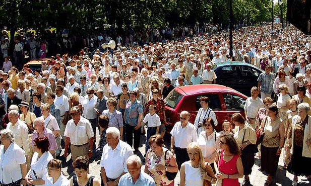 Wiara odrzuci kamień