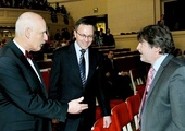 Kongres Nowej Prawicy Fakty i opinie - bł  Od lewej: Janusz Korwin-MIkke, Krzysztof Rybiński i Andrzej Sośnierz