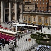 Papież o kryzysie i beatyfikacji JP2