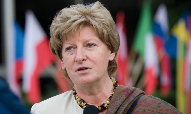 Hanna Suchocka doktorem honoris causa UKSW