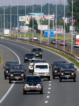 Mladić w drodze do Hagi