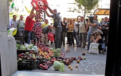 Hiszpania: Warzywami w konsulat