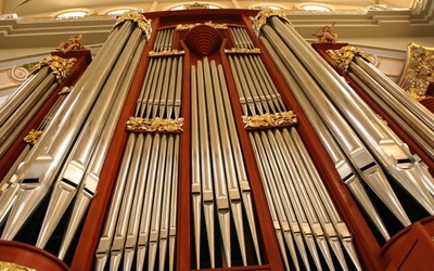 Siostra promuje muzykę kościelną w Rosji