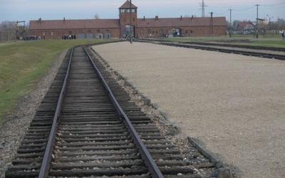 Pamięci ofiar KL Auschwitz