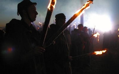 Posłowie ocenzurowali historię harcerstwa