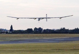 Solar Impulse wylądował w Paryżu