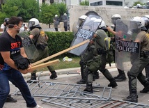 Grecja: Starcia przed parlamentem 
