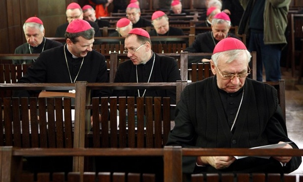 Episkopat popiera projekt zakazujący aborcji