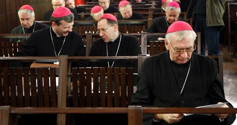 Episkopat popiera projekt zakazujący aborcji
