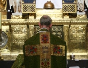 Lefebryści wciąż daleko