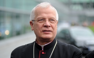 Abp Michalik: Ludzie zdolni i uczciwi są po obu stronach sporu społeczno-politycznego