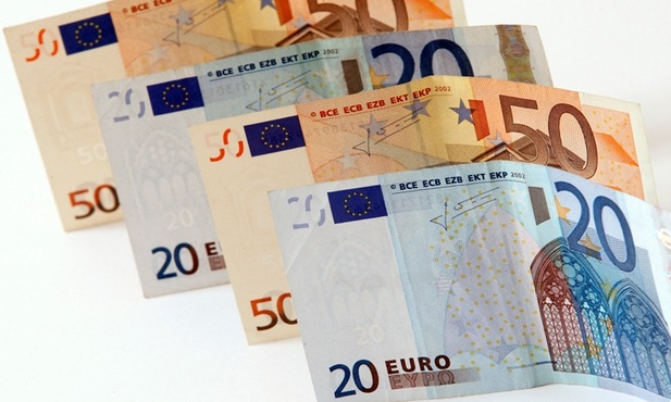 Najbogatsi mają ponad 42 bln dolarów