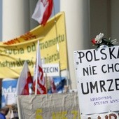 Posłowie PiS za całkowitym zakazem aborcji