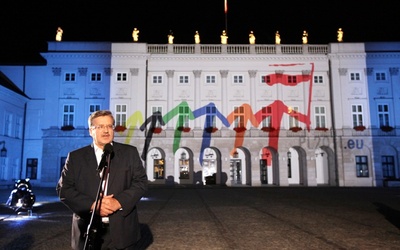 Pałac Prezydencki w barwach europejskich