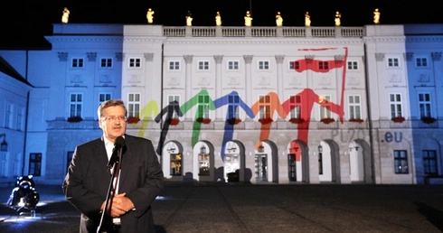 Pałac Prezydencki w barwach europejskich