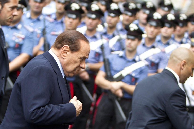  Berlusconi  za i przeciw 