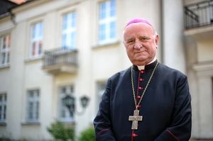 Bp Stanisław Stefanek