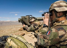 Francja wycofa część żołnierzy z Afganistanu 