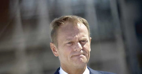 Trudny premier dla Kościoła