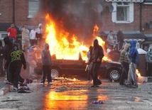 Zamieszki na ulicach Belfastu