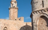 Minaret meczetu wniebowstąpienia