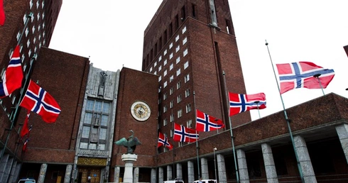 Chrześcijanie modlą się za ofiary