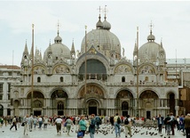 Punkt pogotowia na Piazza San Marco