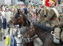 Warszawa obchodzi rocznicę wybuchu powstania