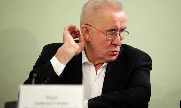 PO: Czuma idzie ręka w rękę z PiS-em