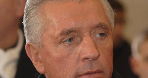 Okna Leppera były otwarte?